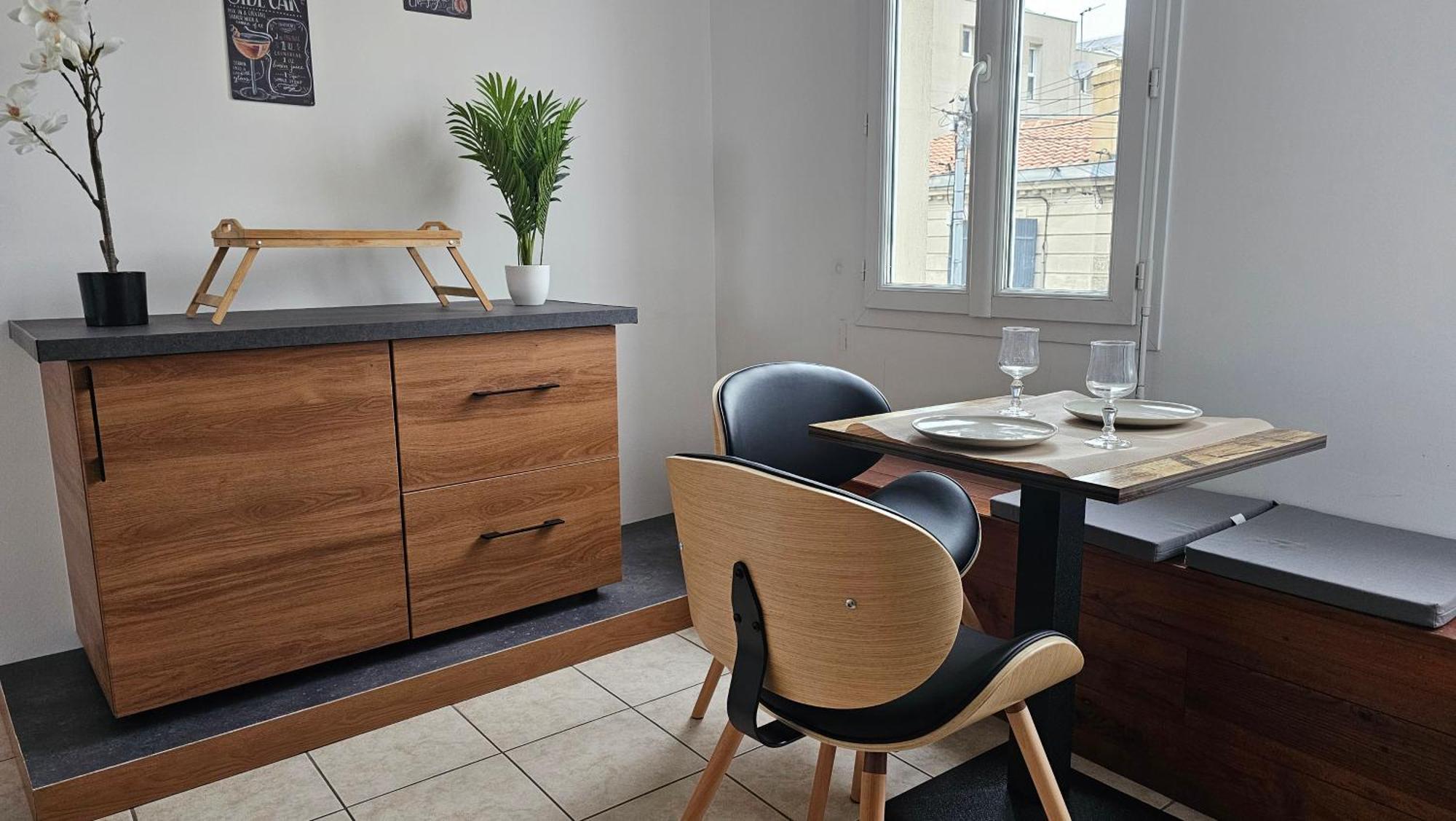 Bed To Rent - Maison Calme Avec Jacuzzi Sous Supplement Bordeaux Kültér fotó
