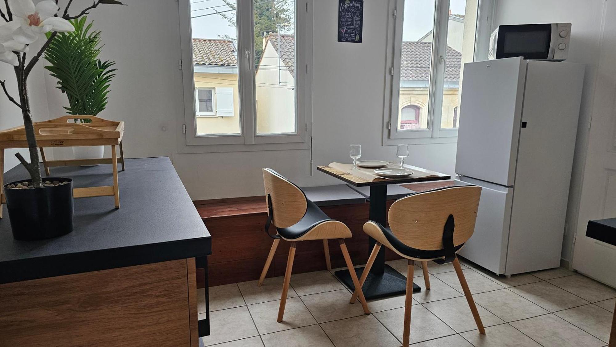 Bed To Rent - Maison Calme Avec Jacuzzi Sous Supplement Bordeaux Kültér fotó