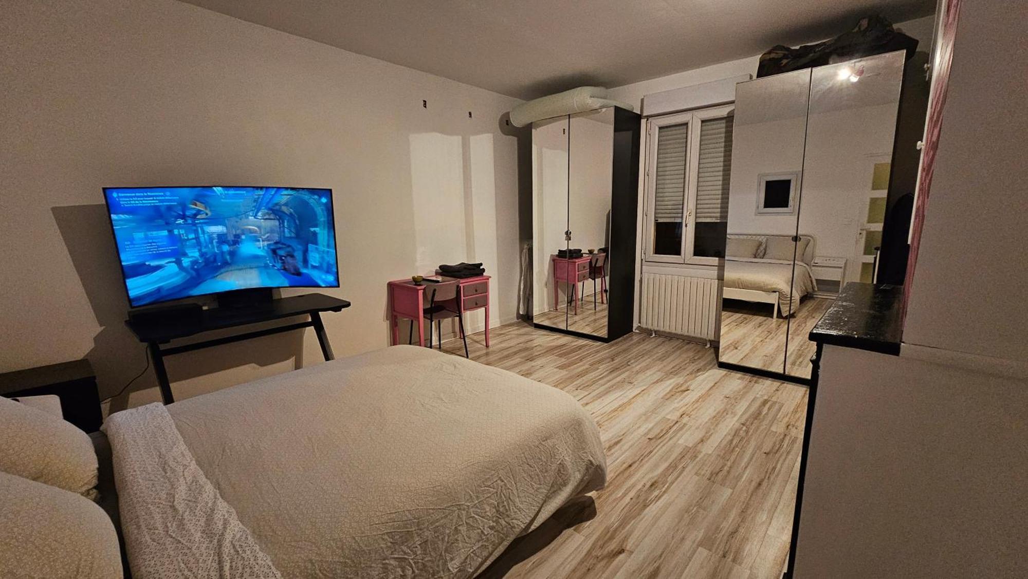 Bed To Rent - Maison Calme Avec Jacuzzi Sous Supplement Bordeaux Kültér fotó