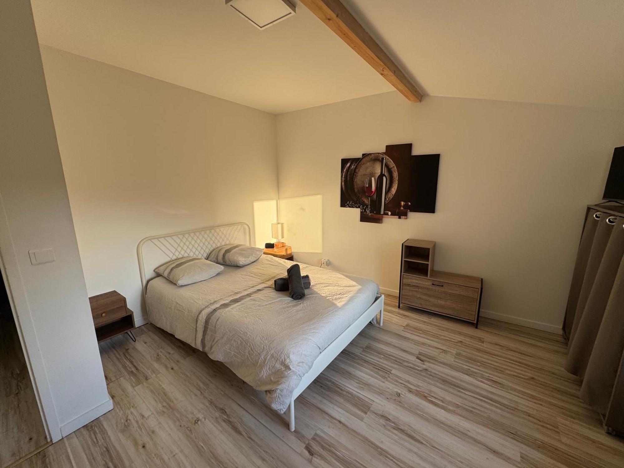 Bed To Rent - Maison Calme Avec Jacuzzi Sous Supplement Bordeaux Kültér fotó