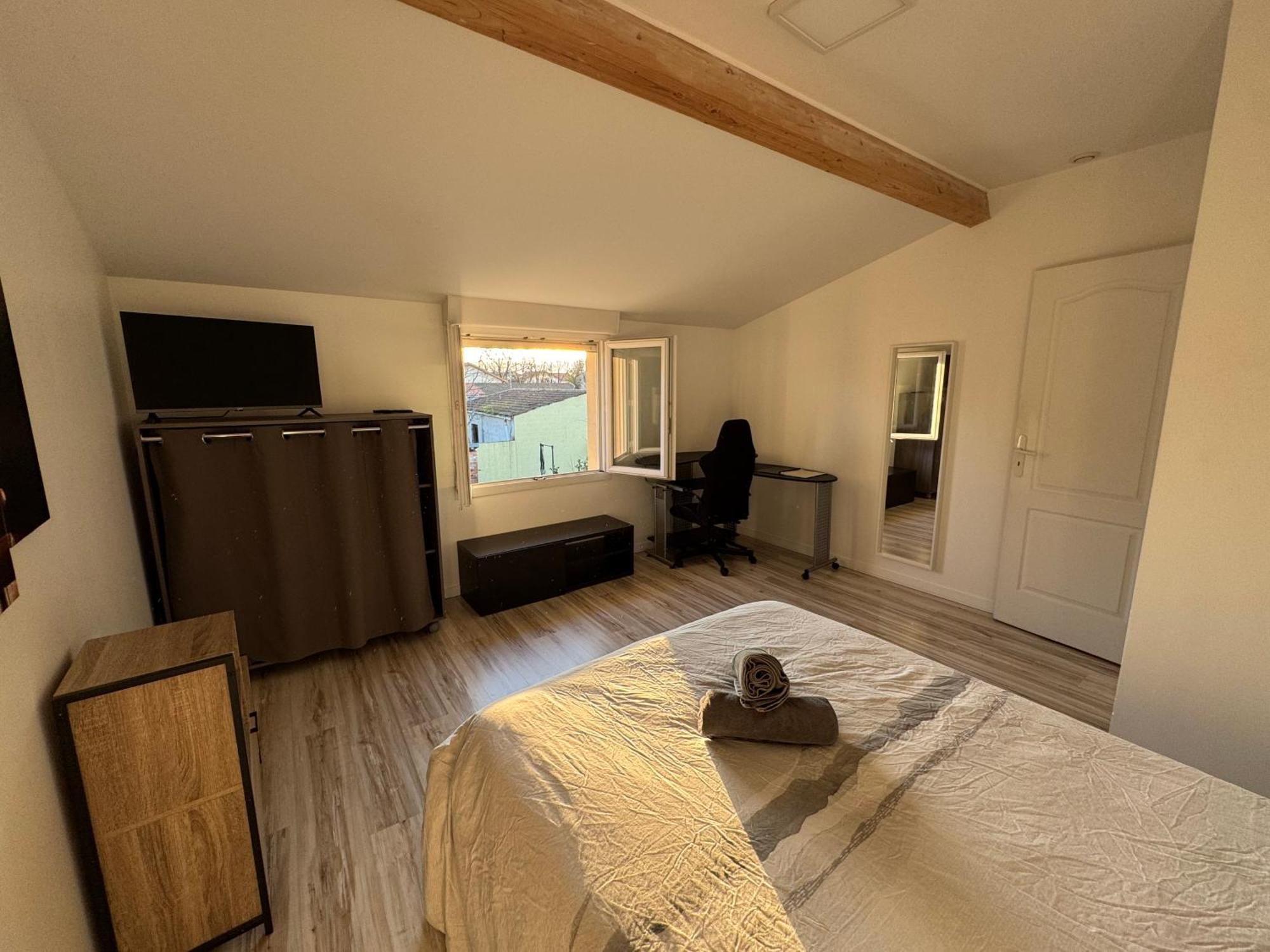 Bed To Rent - Maison Calme Avec Jacuzzi Sous Supplement Bordeaux Kültér fotó